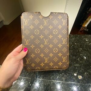 Used 1x! Louis Vuitton iPad Sleeve